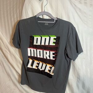 Place Graphic Tee in Dark Gray‎
